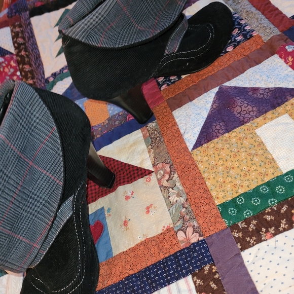 Tribe Mary Jane Style Booties - Picture 5 of 9